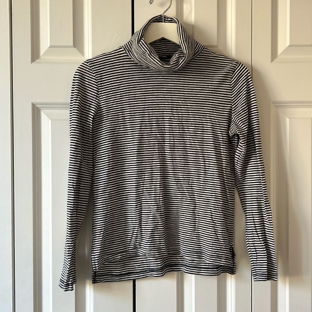Striped turtleneck